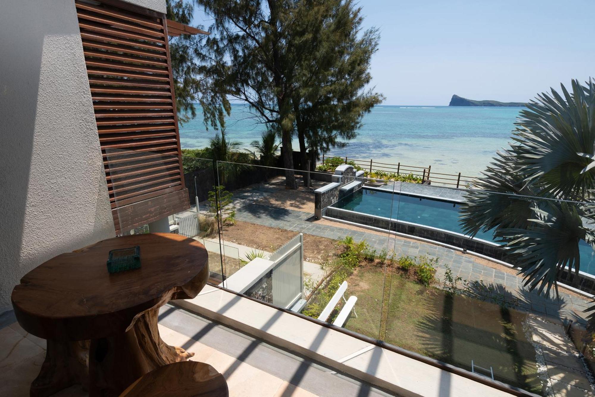 קאפ מאלורו Luxury Beachfront Duplex, Coin De Mire View / 3Bed מראה חיצוני תמונה